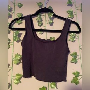women’s crop top
